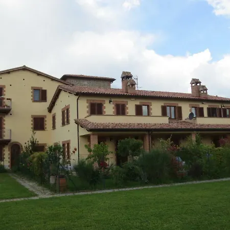 Pia. Διαμέρισμα Tuoro sul Trasimeno