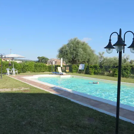 Pia. Διαμέρισμα Tuoro sul Trasimeno